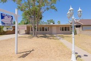 Wonderful Home with 3 bedroom ,  2 bath! MOVE IN NOW in ARIZONA